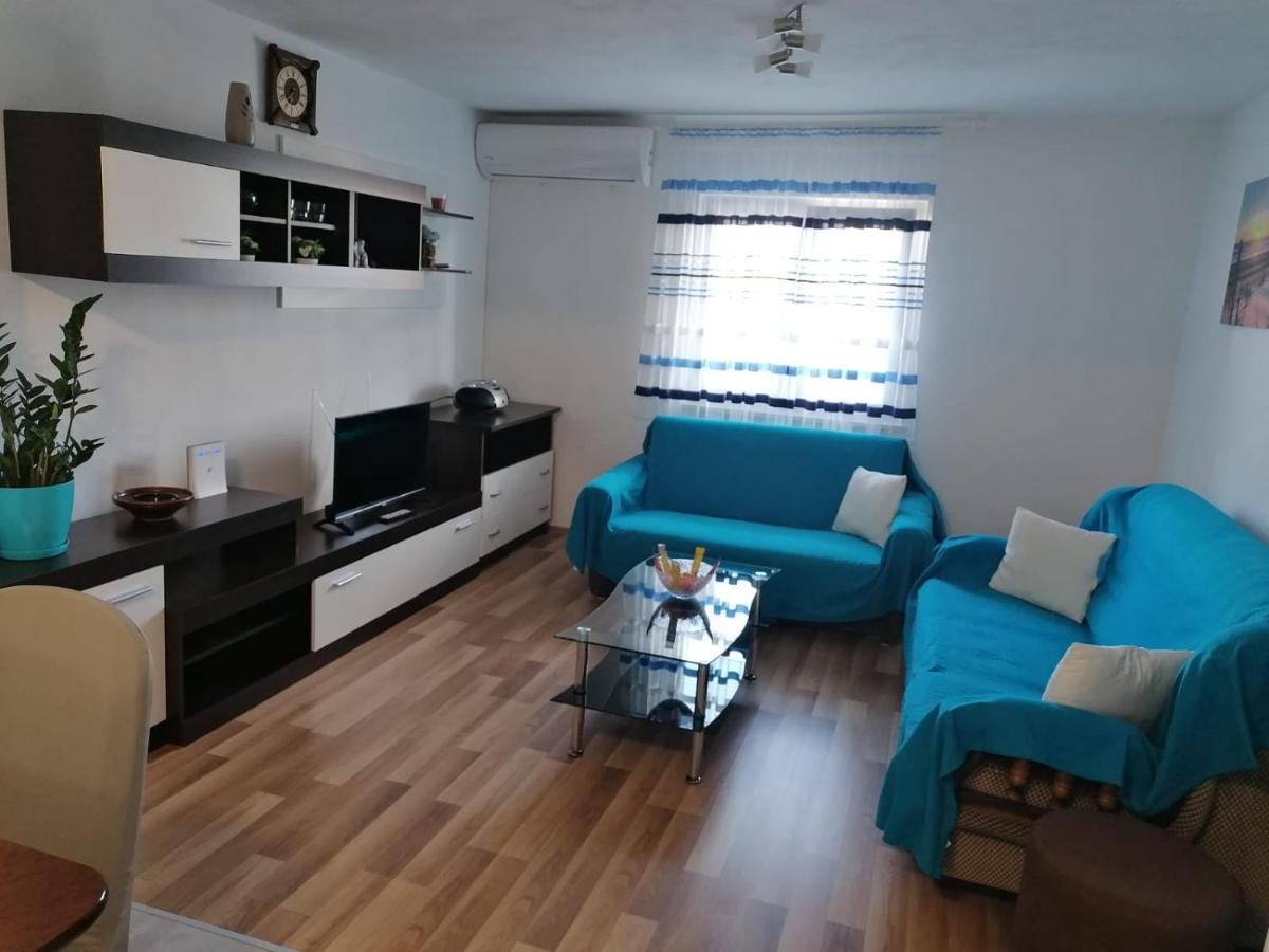 Apartment Slavica Trogir Exteriör bild
