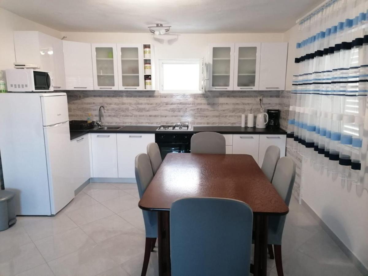 Apartment Slavica Trogir Exteriör bild