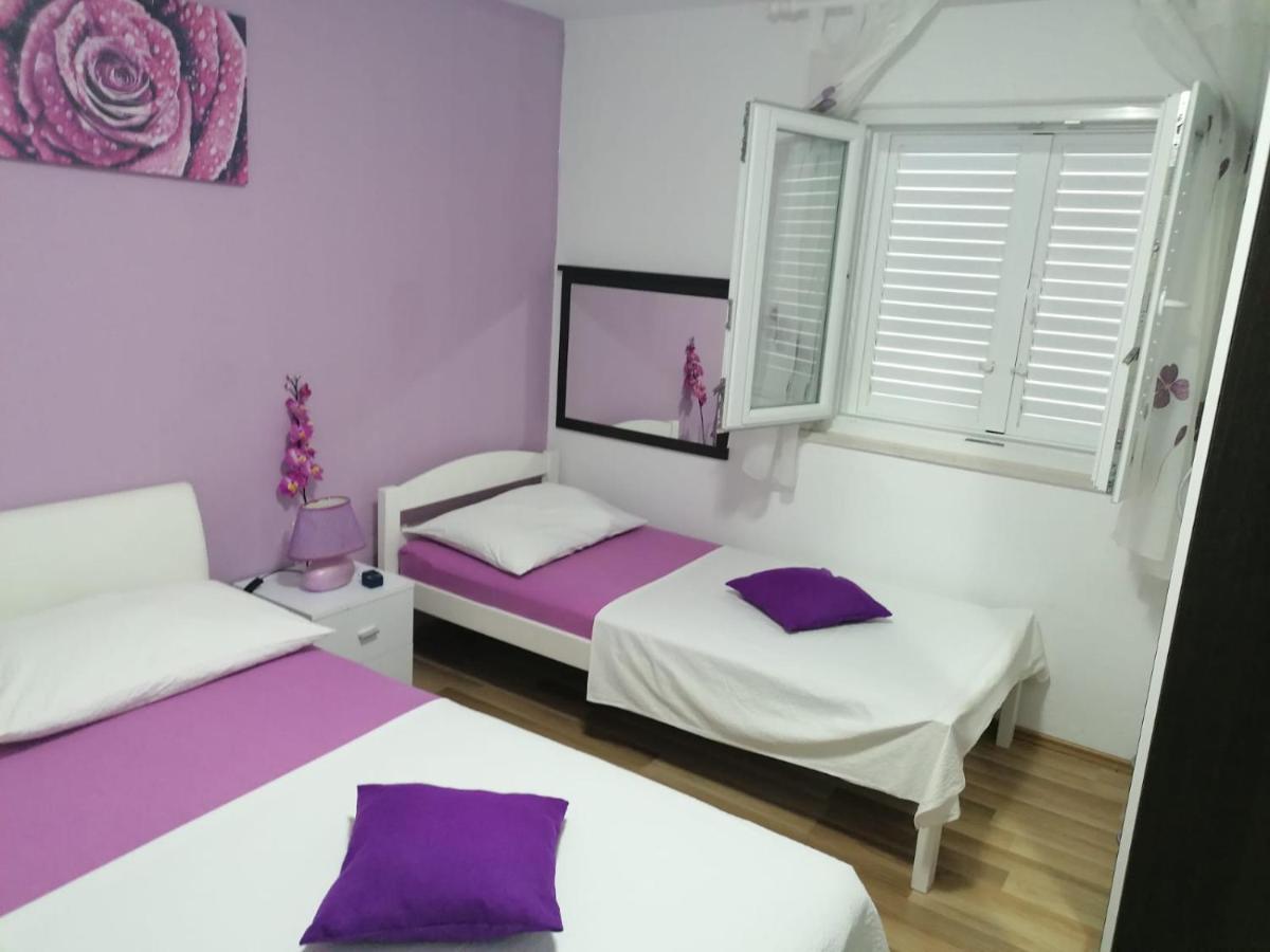 Apartment Slavica Trogir Exteriör bild