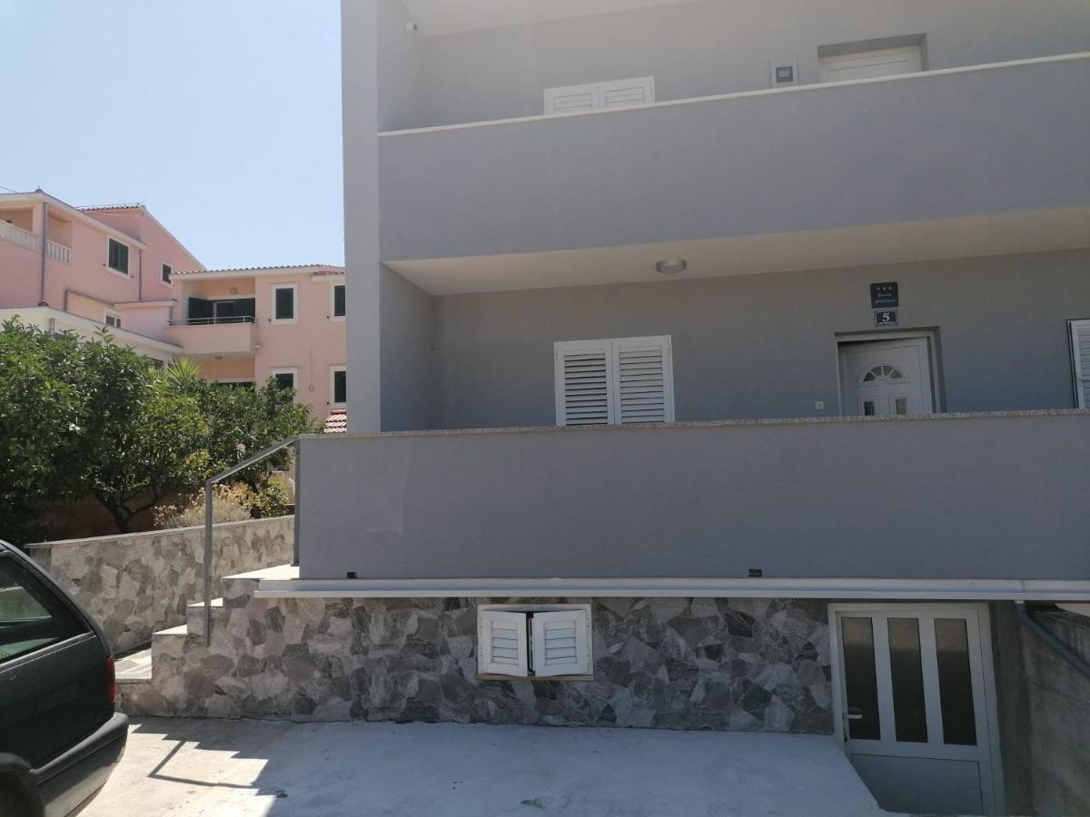 Apartment Slavica Trogir Exteriör bild