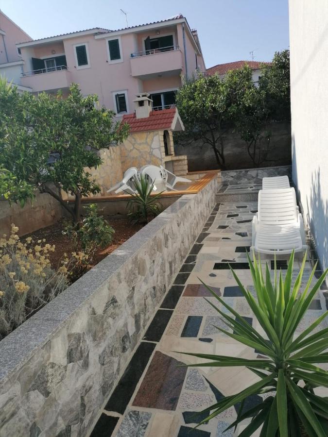 Apartment Slavica Trogir Exteriör bild