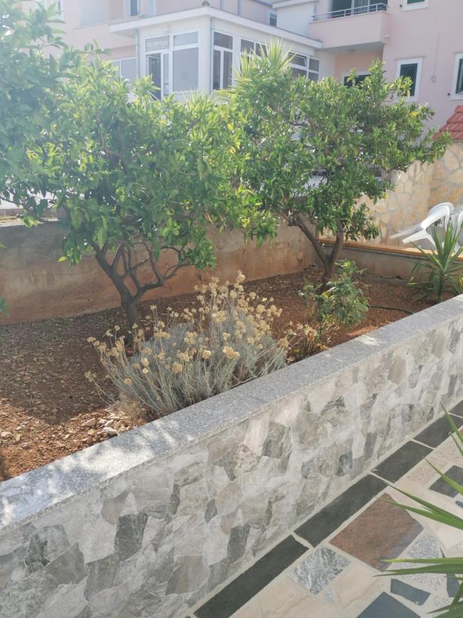 Apartment Slavica Trogir Exteriör bild