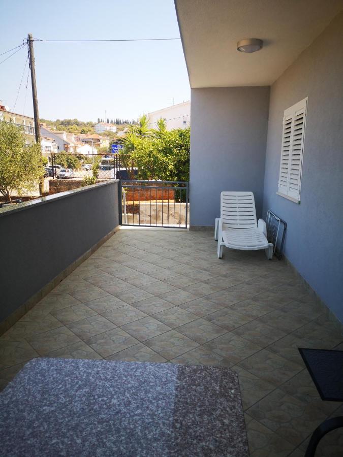 Apartment Slavica Trogir Exteriör bild